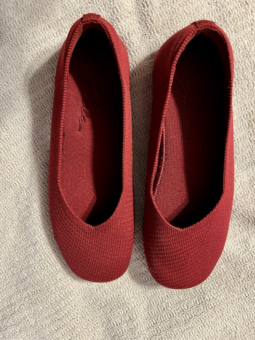Women's Knit Ballet Flats - Red